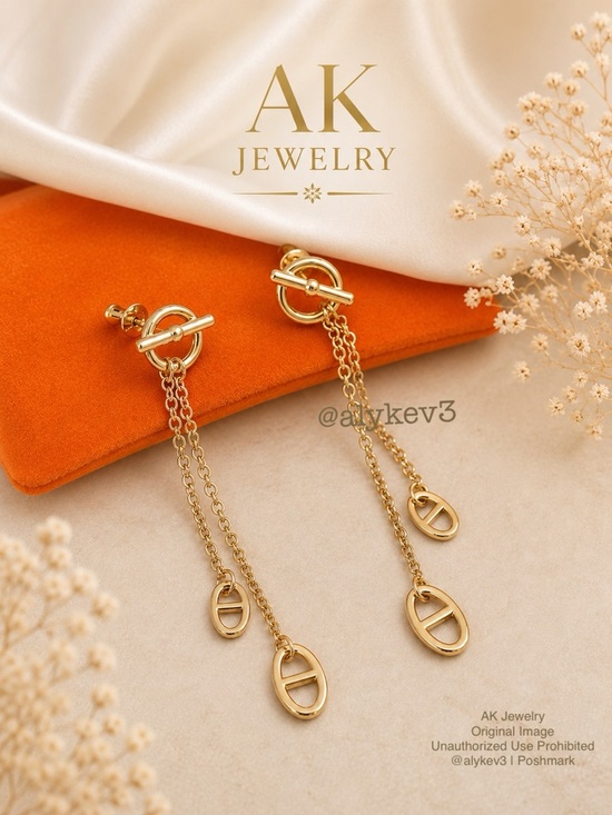 AK Jewelry @alykev3 Jewelry - 💎LUXURY 18K Gold Plated Chain Drop Toggle Dangle Pigs Nose Earrings